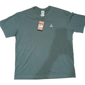 Nike Men's ACG Max90 Heavyweight Graphic T-Shirt